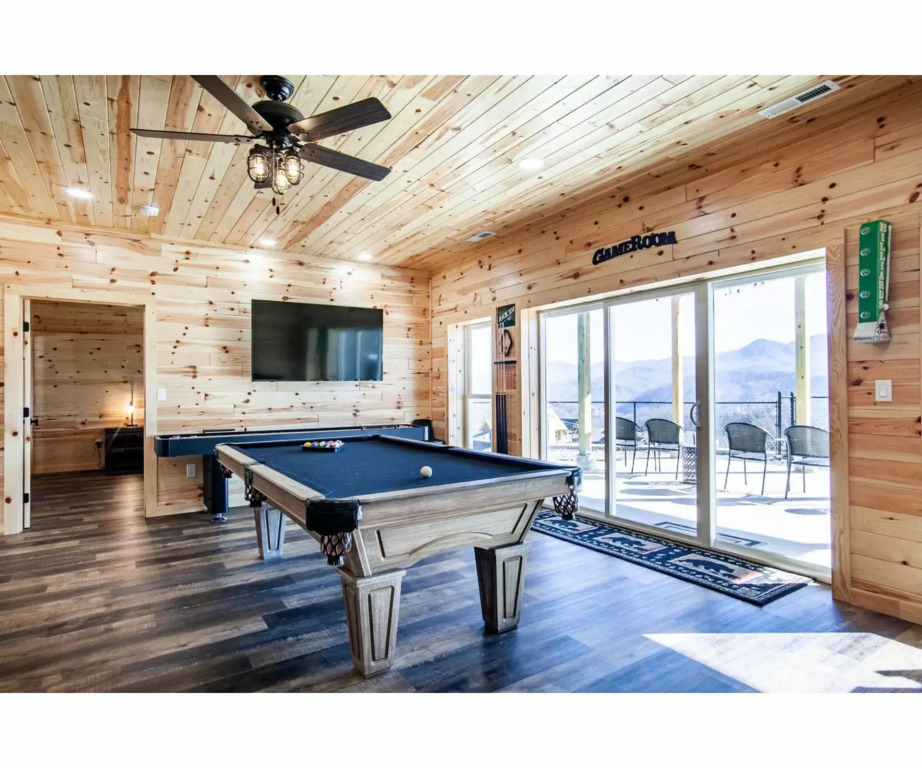 Sky Ridge Mountain View Wheelchair Accessible and Swim Spa