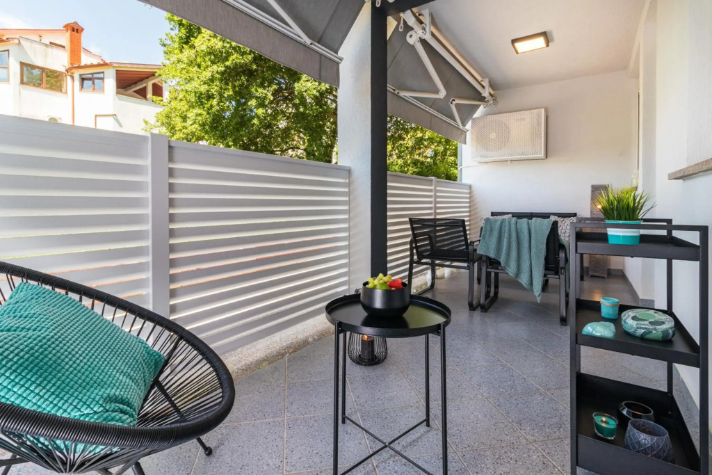NEW Superb 4 stars heated Barbieri app near the sea