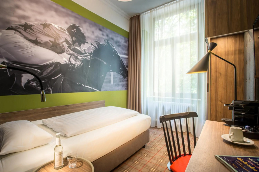 The Ascot Hotel