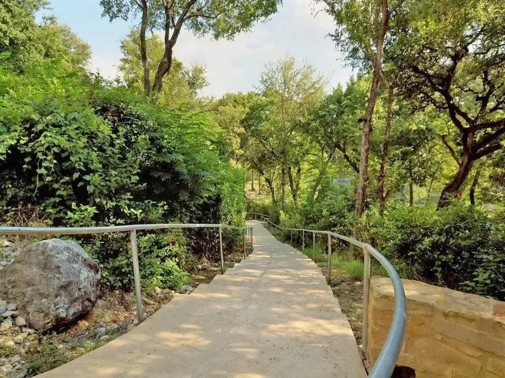 Gruene Getaway 3 Bedroom Condo