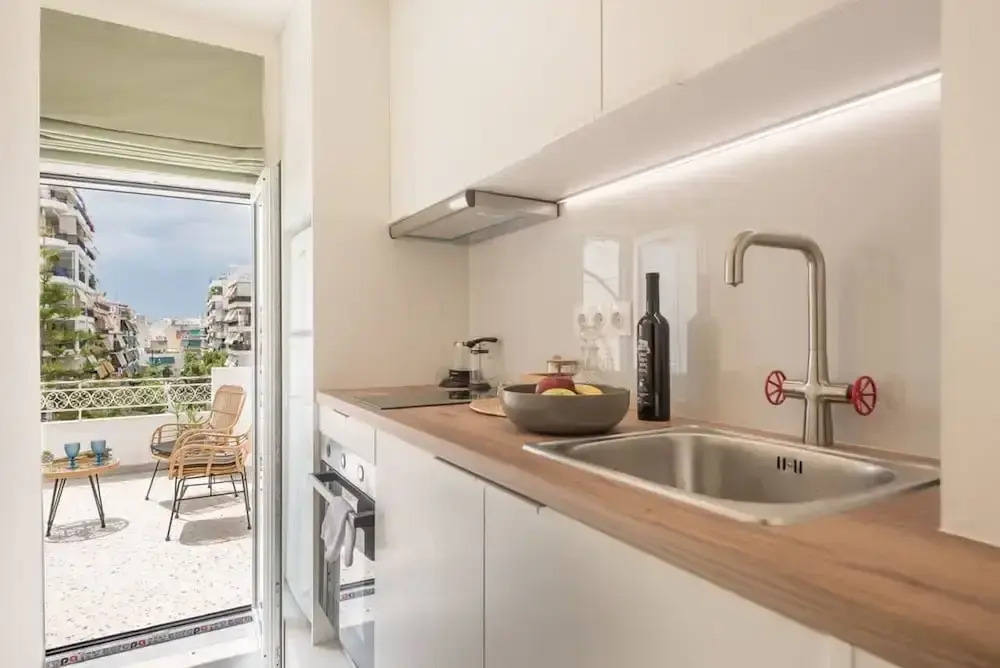 The Urban Loft 2 - Athens Unique Oasis