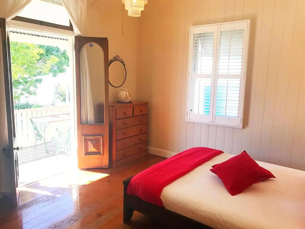 4 bedroom house - Walk to Southbank