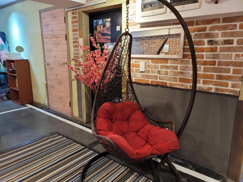 Olive Hostel W