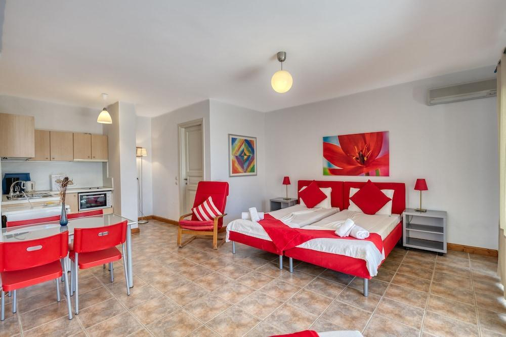 Glyfa Corfu Apartments