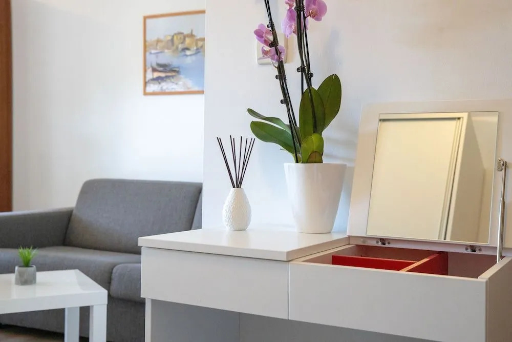 Makarska Beach Apartments Lucija