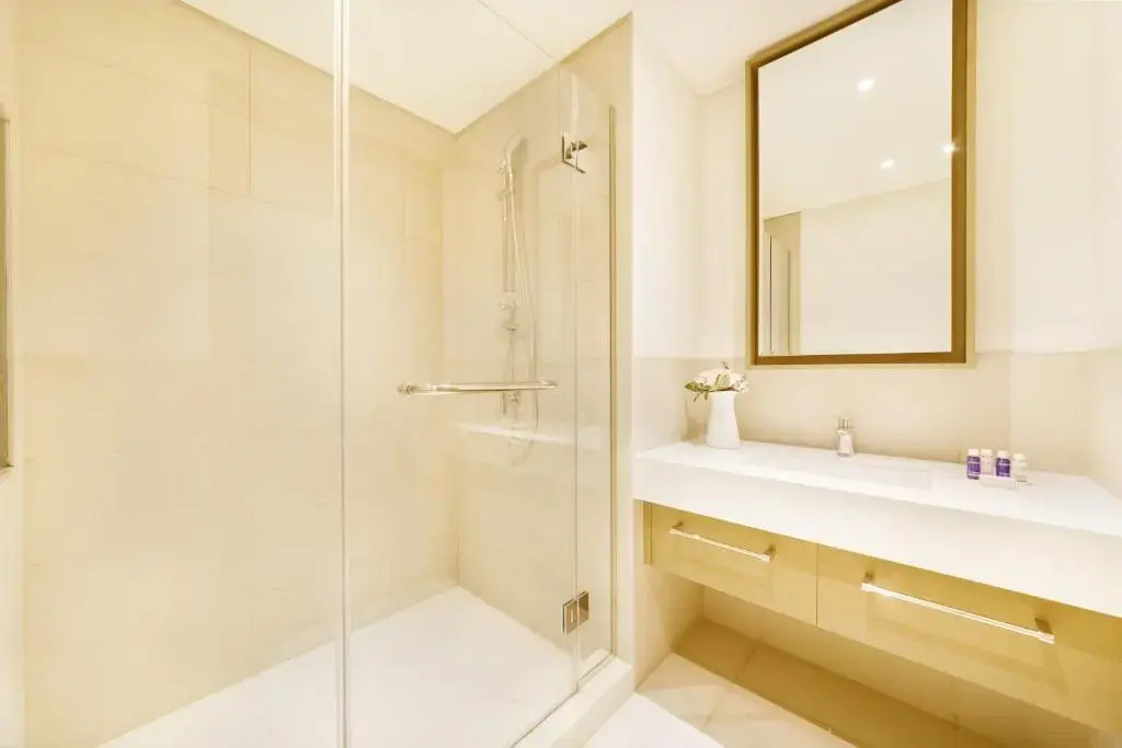 Maison Privee - Exciting Apt Downtown Dubai w/Pool Nxt 2 Dubai Mall