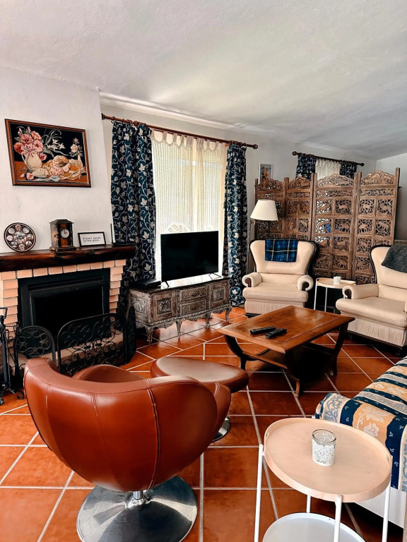 Casa Girassol with a beautiful private Pool and Garden