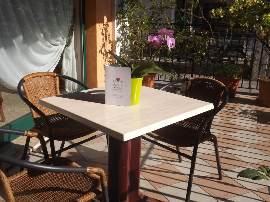 Damodoro Hotel