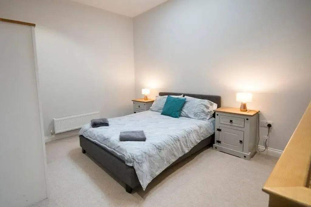 Entire Duplex apartment for up to 6 guests, free wifi
