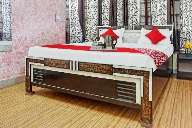 Flagship 70087 Pk Guest House