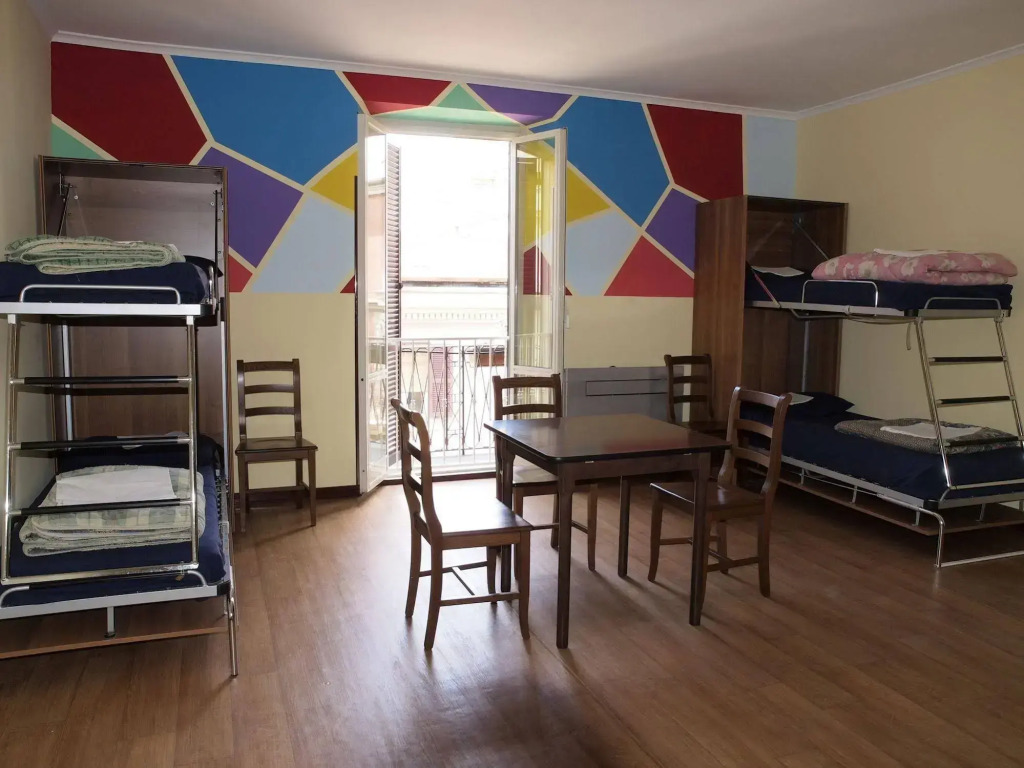 Alessandro Downtown Hostel