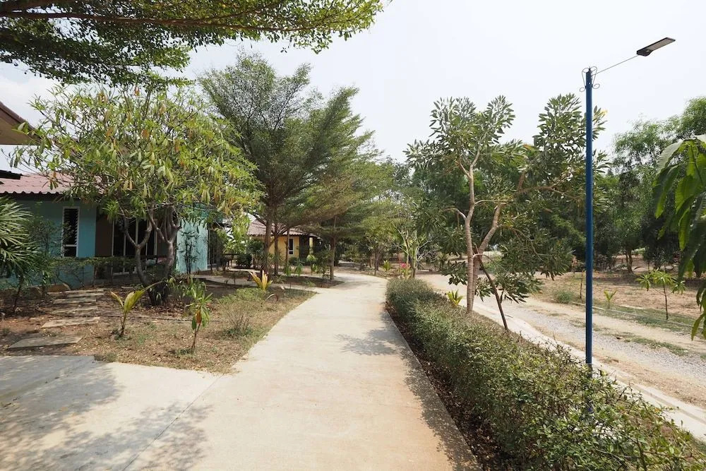 OYO 733 T Resort