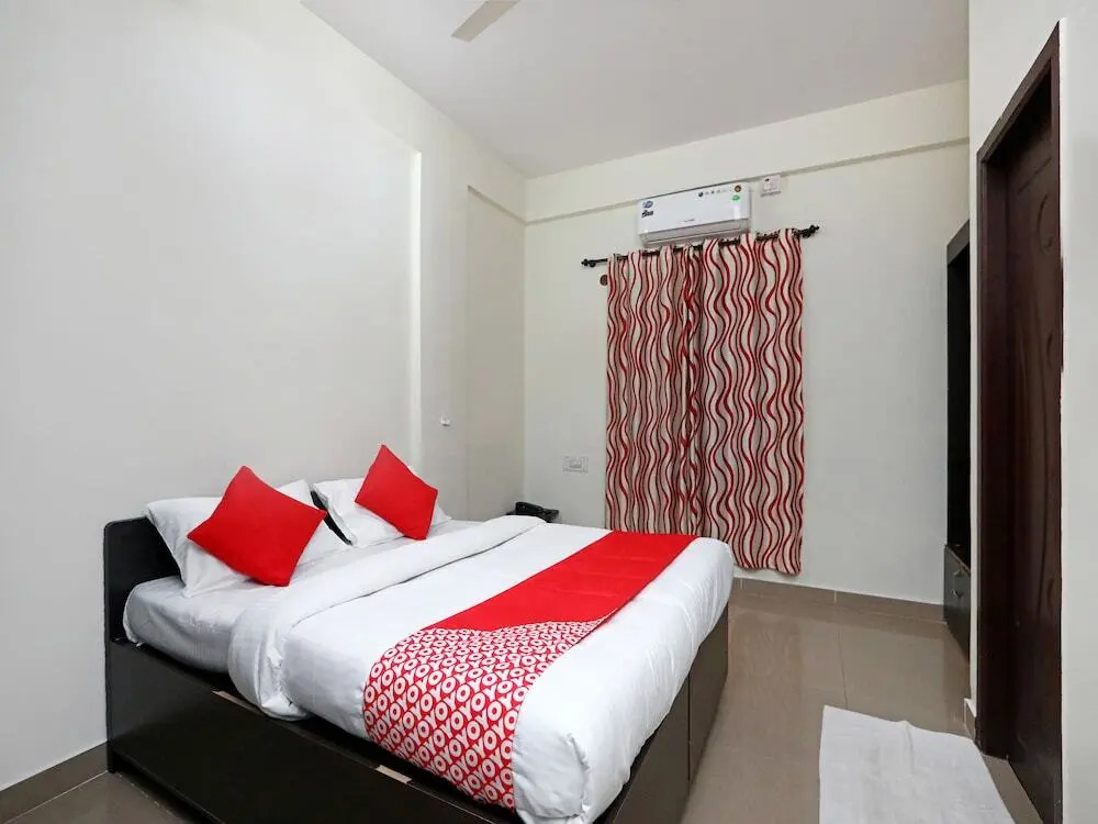 Golden Sands By OYO Rooms