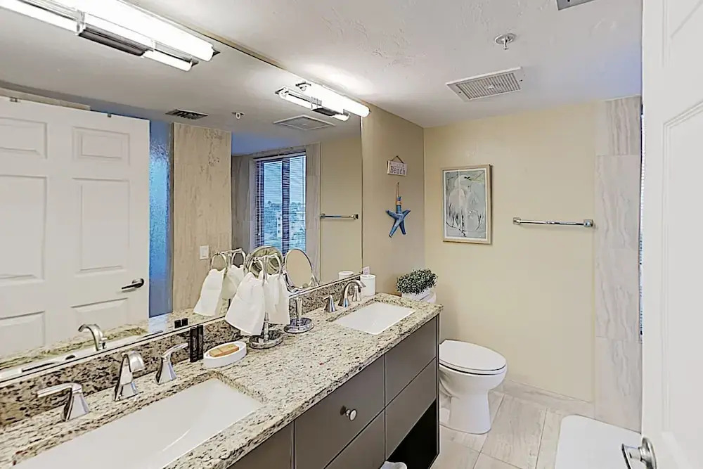 New Listing! All-suite Beach Getaway W/ Pool 2 Bedroom Condo