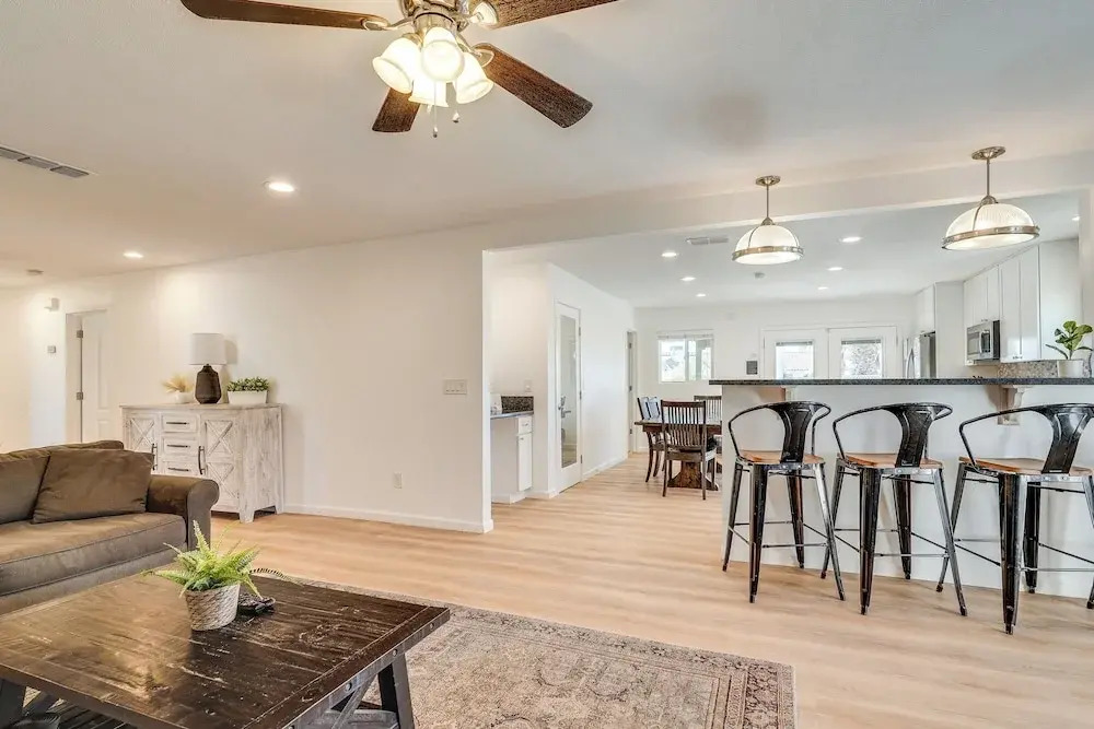 Private Pool & Patio: Modern Lake Havasu Home!