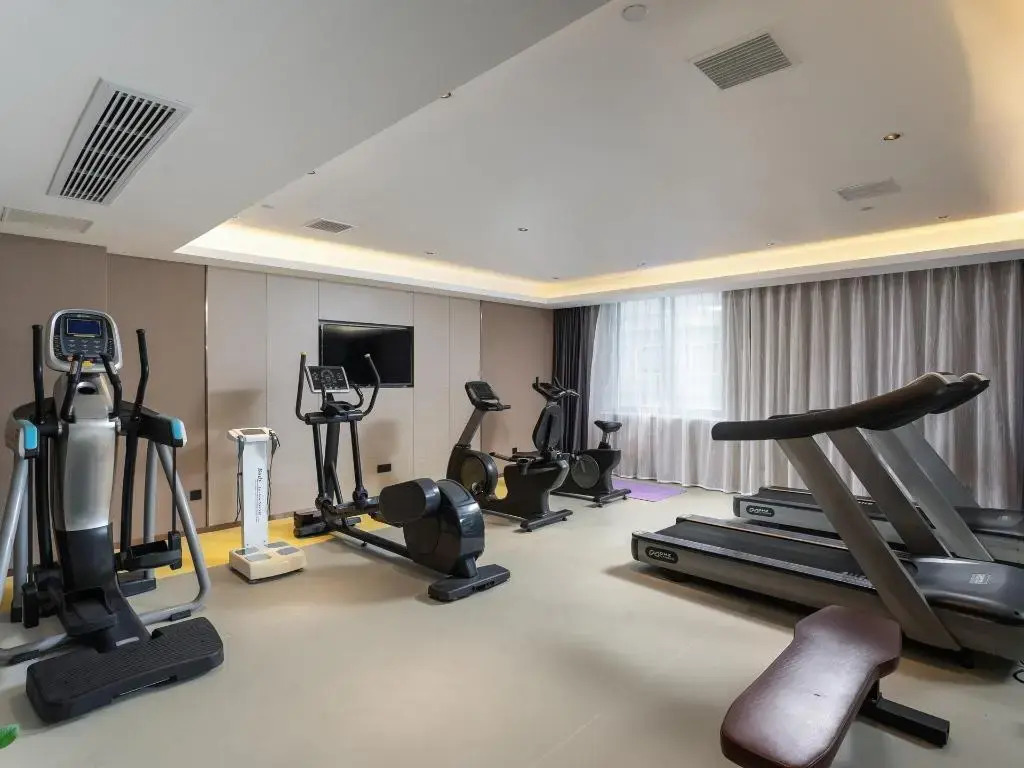 Lavande Hotel Wuhan 2nd Guanggu Road