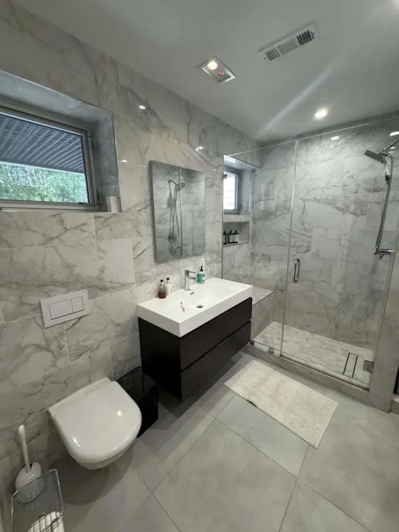 Clinton Grove by Rove Travel 2BR Modern Apt