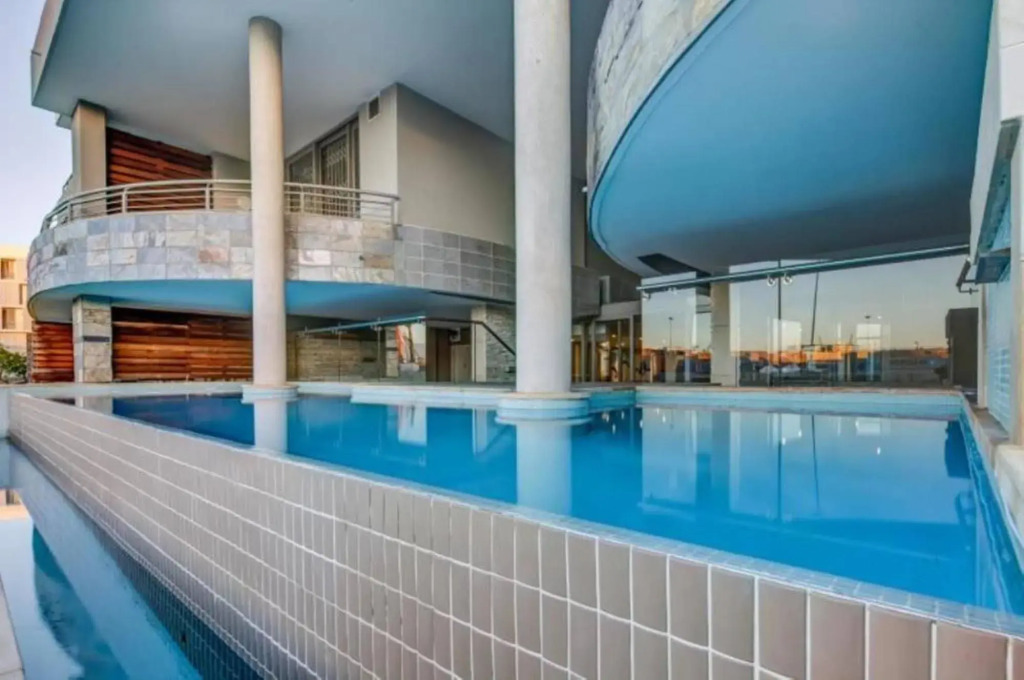 501 Canal Quays