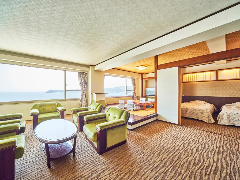Mikazuki Sea-Park Hotel Katsuura