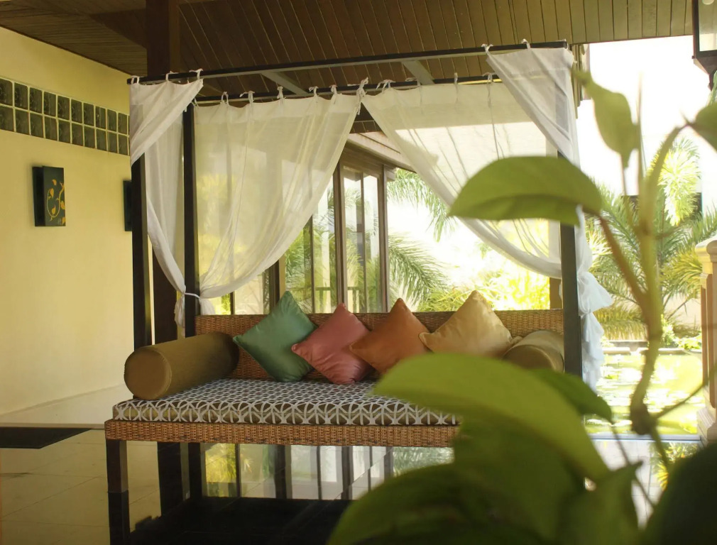 Mukdara Beach Villa & Spa Resort