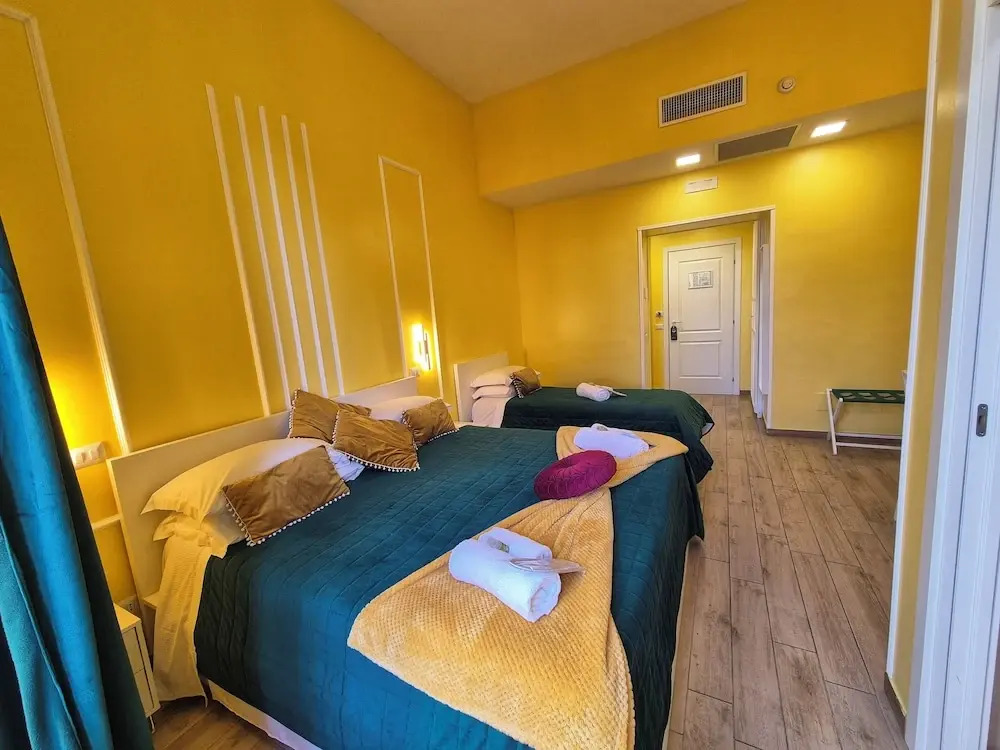 Residenze Serventi Longhi