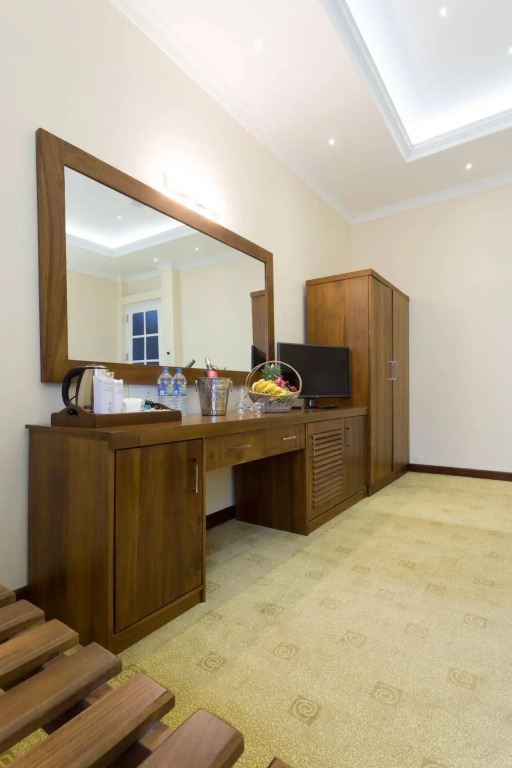 Serene King S Villa