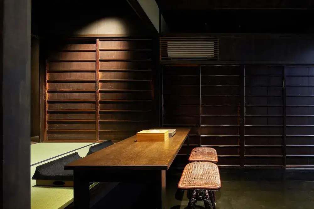 YADORU KYOTO Kagami No Yado