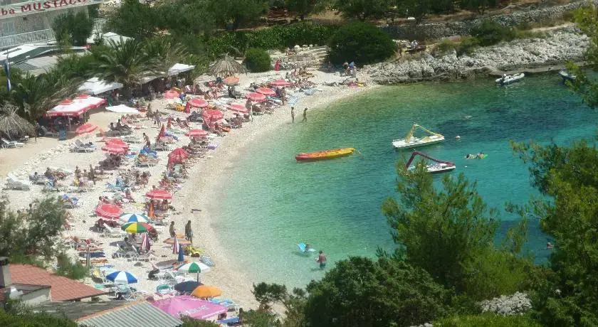 Apartments Mazuran