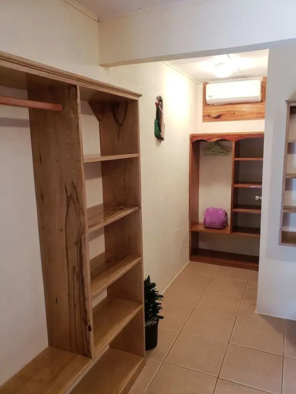 Cabinas Pura Vida B&B and Tour Operator