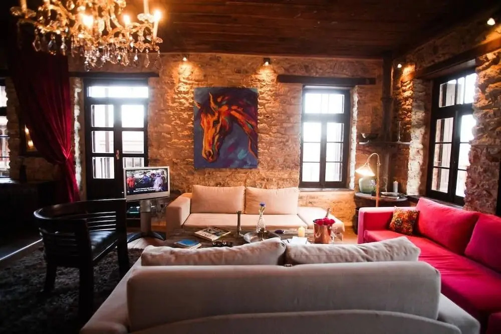 Antique Luxury Suite 65sq.m.