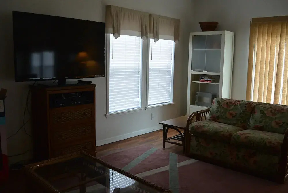 Camelot 2 Bedroom Home