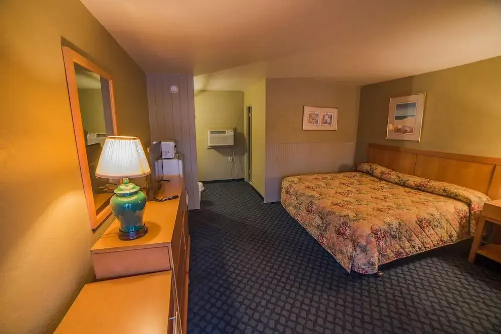 Deluxe Inn
