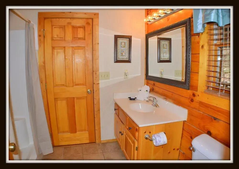 Priscilla Heights Lane Cabin 3203 - 1 Br cabin by RedAwning