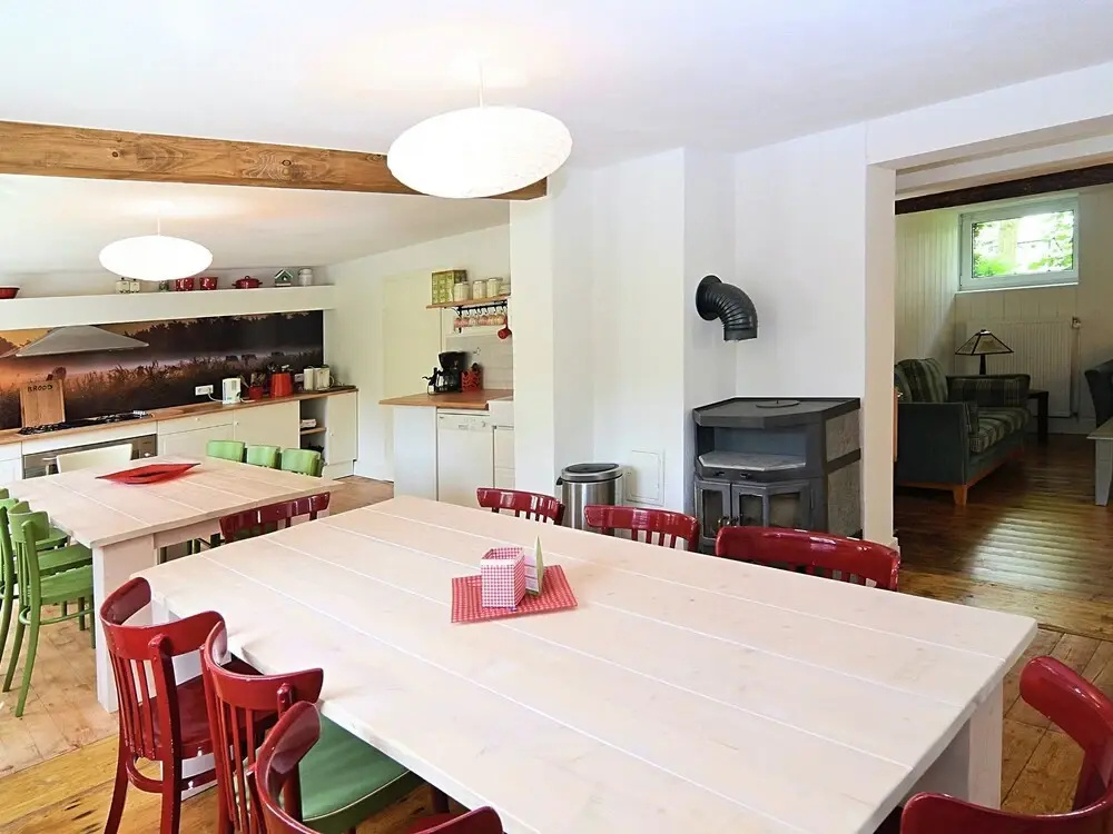 Detached Holiday Home in the Sauerland Region - Fenced-In Garden with Garden Furniture