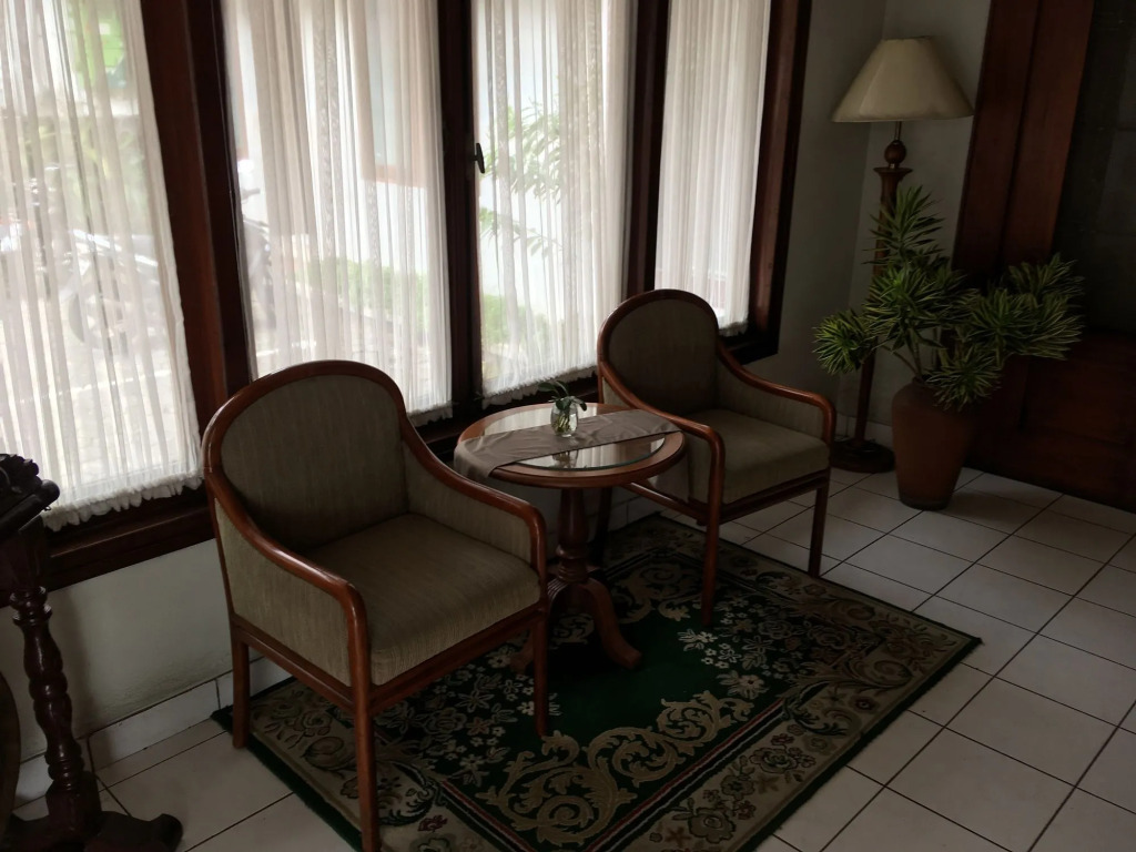 Paniisan Hotel