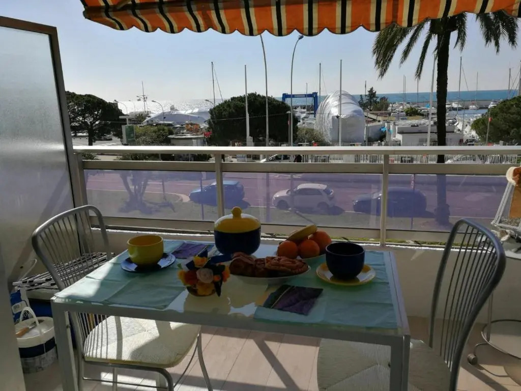 Studio Menton, 1 pièce, 4 personnes - FR-1-196-227
