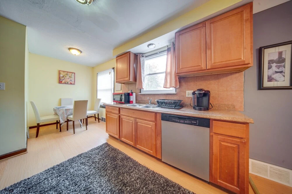 University Heights Home Near Downtown Cleveland!