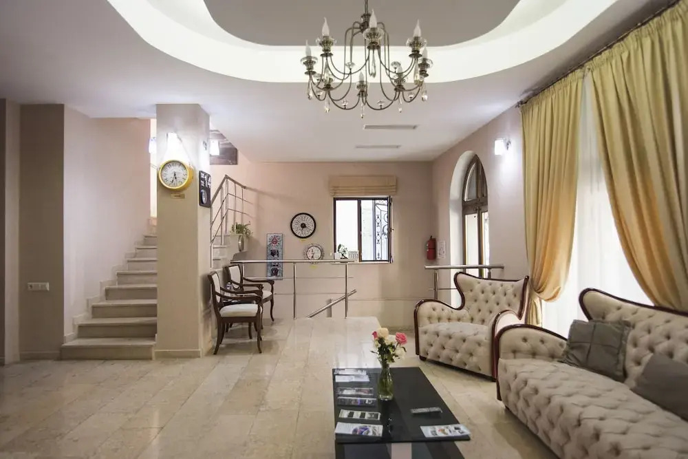Отель Grand Hotel Luna