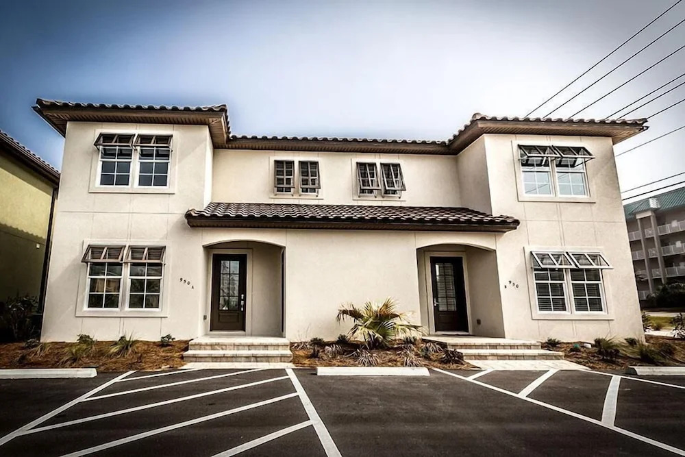 LA TERRAZZA 950A 4 Bedroom Holiday Home by Five Star Properties