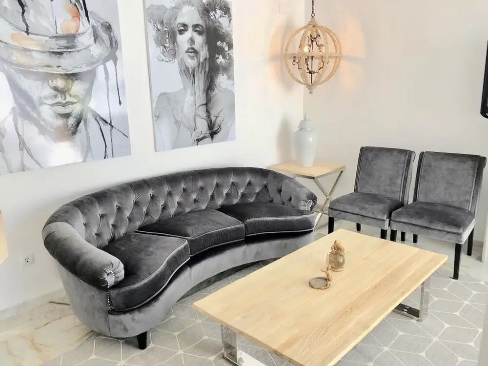 La Sala - Shabby Chic Bungalow in 5 min Walk From the Puerto Banus Beaches