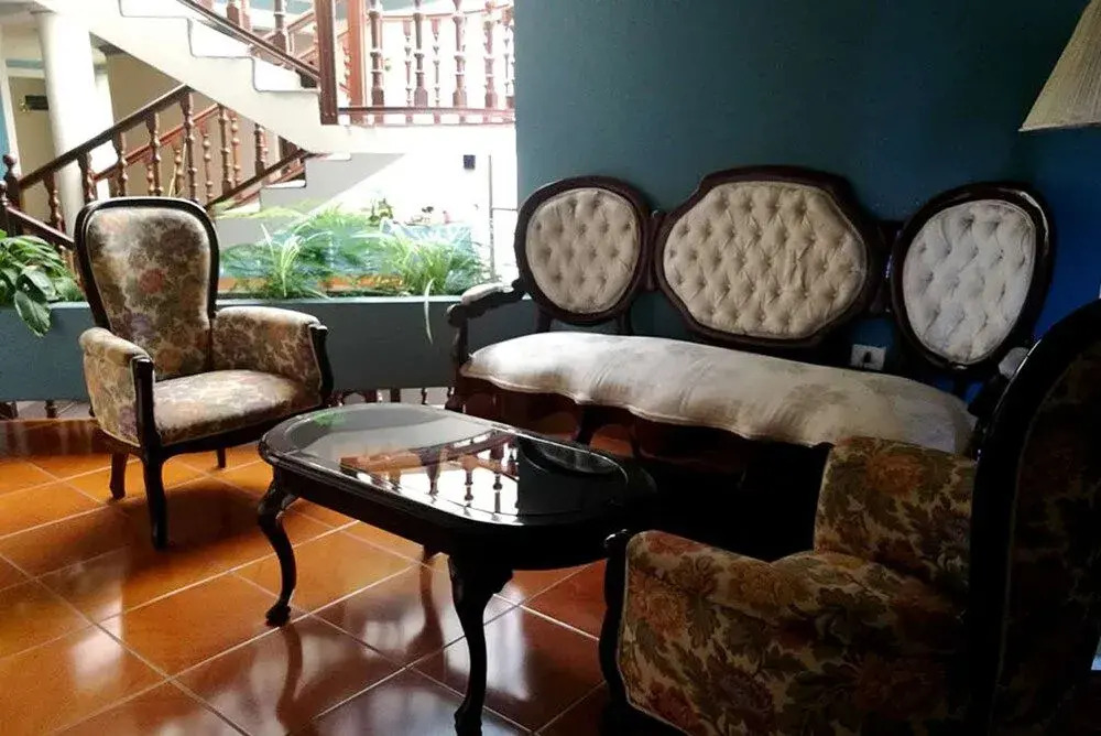 El Salvador Hotel