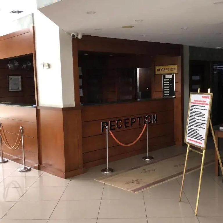 Paluri Otel Hopa