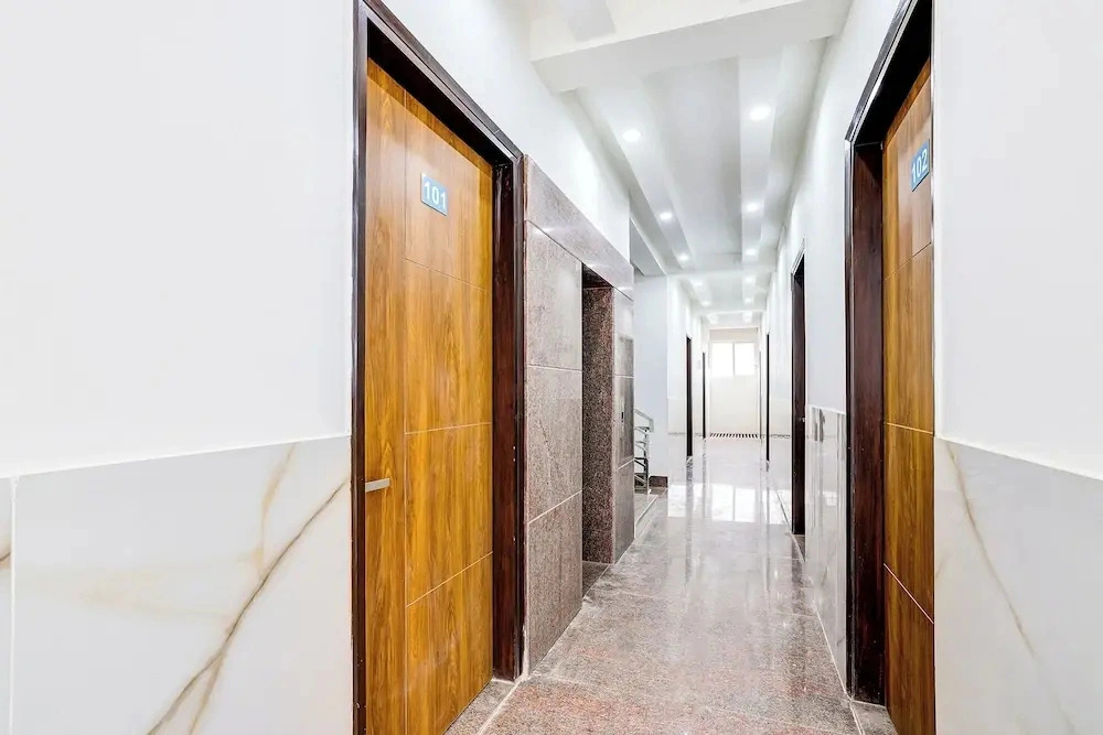 FabHotel Expo Centre Inn- Nr. Sharda University Greater Noida
