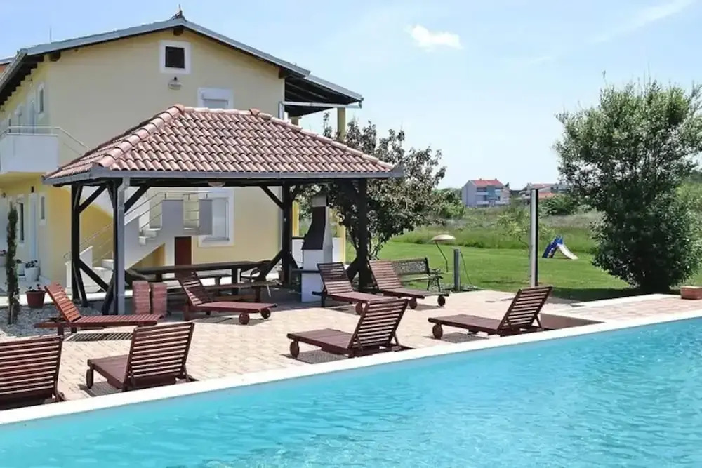 Apartment in Privlaka With sea Beach