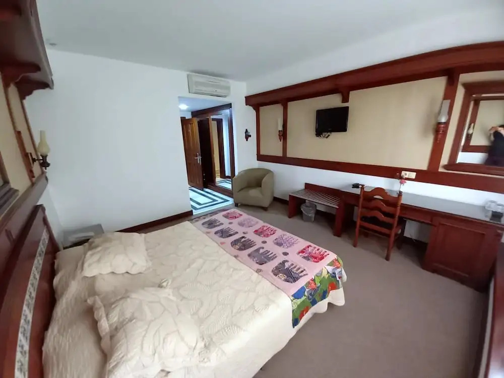 Gozen Hotel