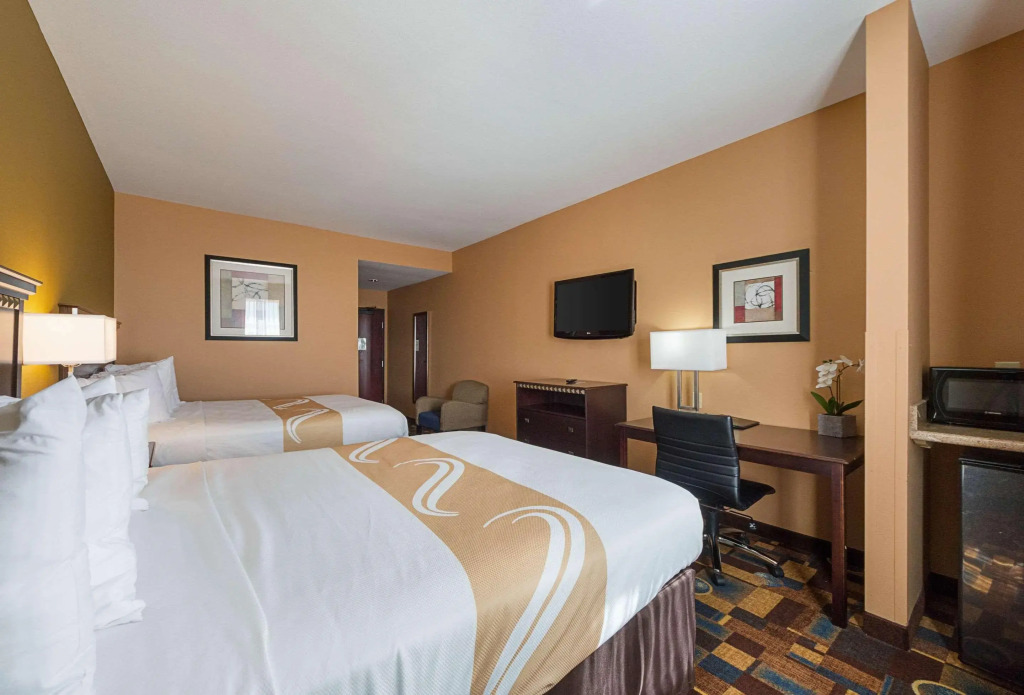 Quality Inn & Suites Buda