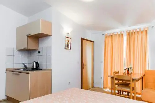 Holiday Home Mirela