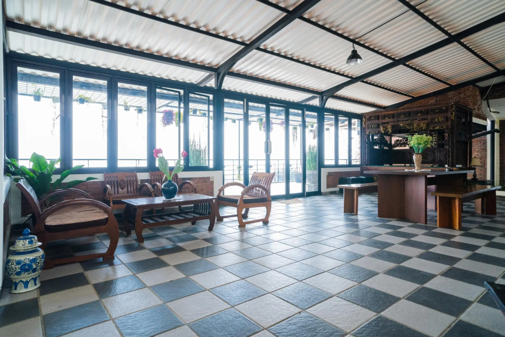 Urbanview Hotel Omah Anin Batu by RedDoorz