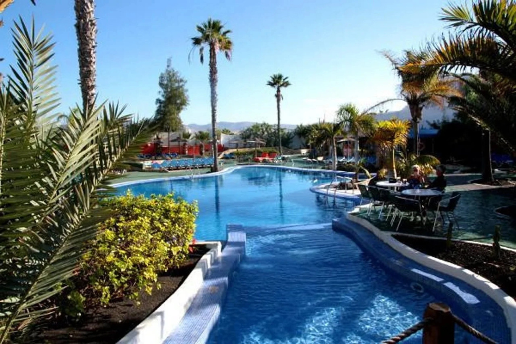 Отель BLUESEA Golden Beach