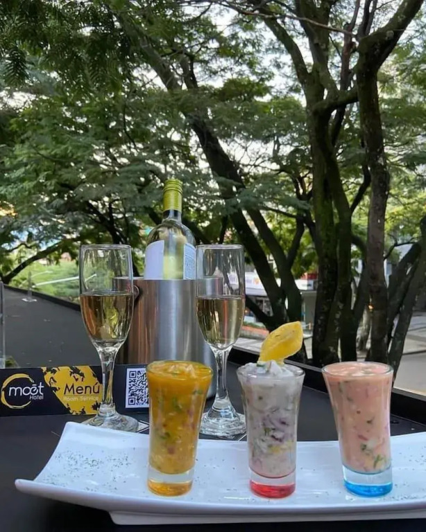 Moet Medellin Hotel